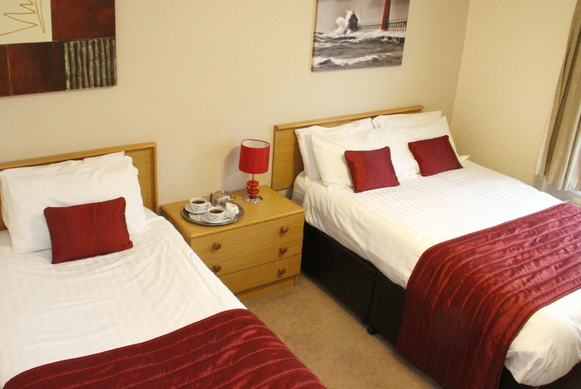 Exeter Court Hotel Exminster Room photo
